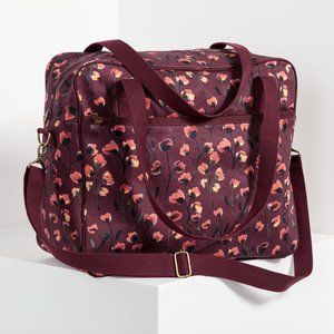 Thirty One Away for the Weekender in Delicate Floral